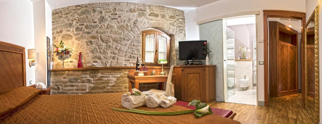 Boutique Hotel Al Grappolo D'Oro Torgiano Eksteriør billede